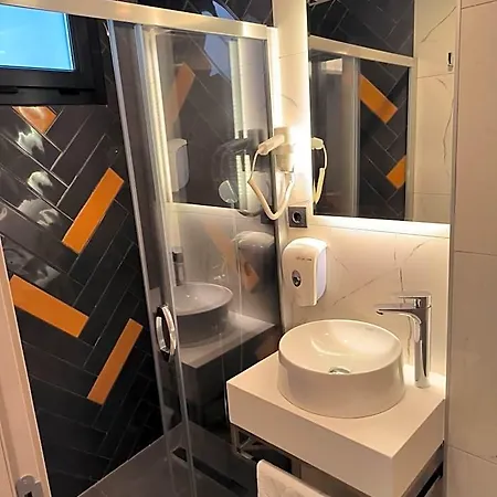 Hotel Roi Izmir 2*
